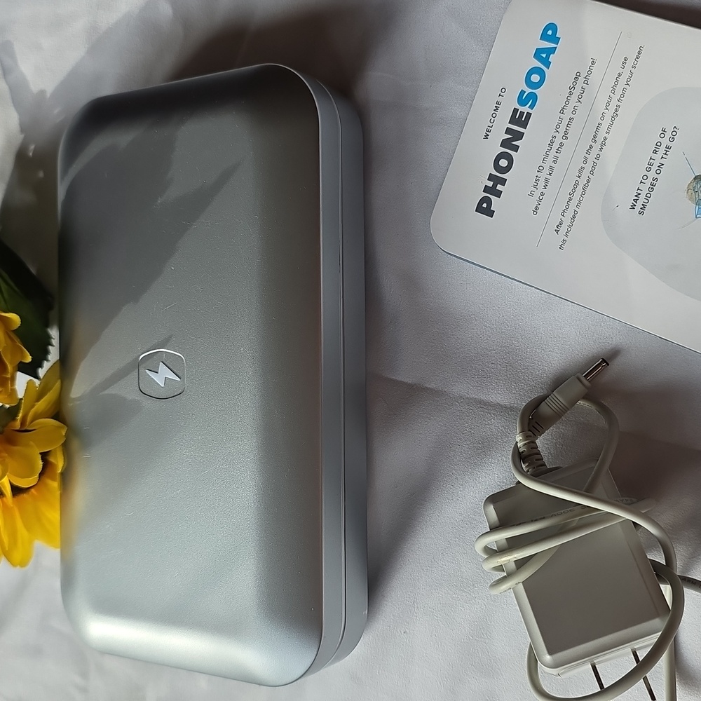 PhoneSoap 3 UV Phone Sanitizer and Charger Silver
